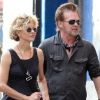 Meg Ryan, très mince, et son compagnon John Mellencamp se baladent dans les rues de New York, le 7 septembre 2012