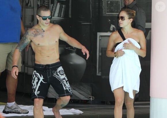 Ils profitent à fond, Jennifer Lopez en vacances à Miami avec son chéri Casper Smart le 1er septembre 2012