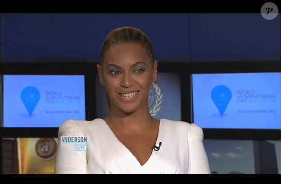 Beyoncé dans l'émission Anderson Live le 10 septembre 2012 sur la Warner Bros Television