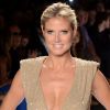 Heidi Klum, ravissante dans sa robe Alexandre Vauthier, anime le défilé des candidats de Project Runway au Lincoln Center. New York, le 7 septembre 2012.