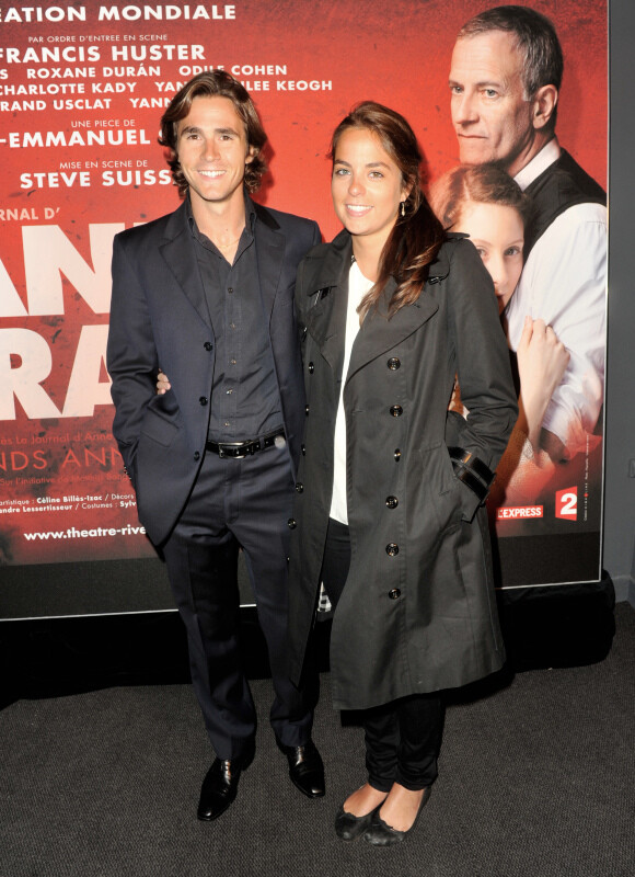 Anouchka Delon et son compagnon Julien Dereins à la première de la pièce Anne Frank au Théâtre Rive Gauche à Paris, le 11 septembre 2012.