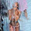 Candice Swanepoel sexy en bikini lors d'un shooting Victoria's Secret. Miami septembre 2012