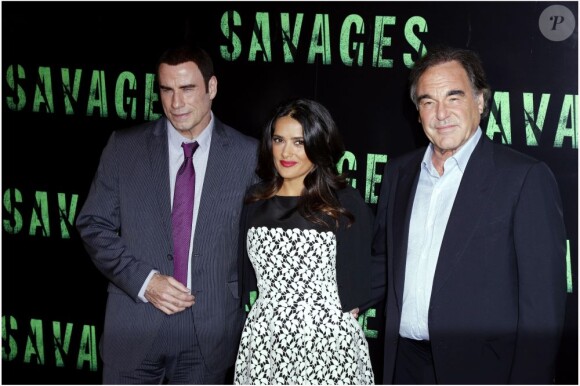 John Travolta, Salma Hayek et Oliver Stone présentent l'excellent Savages à Paris le 14 septembre 2012.