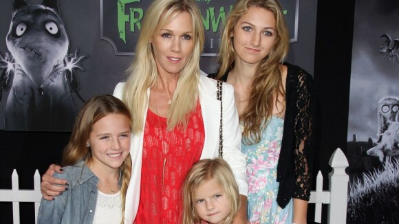 Jennie Garth : Lumineuse avec ses filles pour le sombre Tim Burton
