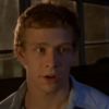 Johnny Lewis dans New Port Beach.