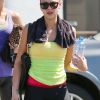 Jessica Alba en tenue de sport, arrive à sa salle de gym
