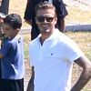 Exclusif - Appareil photo en main, David Beckham joue les paparazzi et se charge d'immortaliser ses fils Romeo et Cruz pendant leur match de foot. Los Angeles, le 23 septembre 2012.