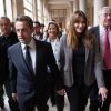 Nicolas Sarkozy et son épouse Carla Bruni-Sarkozy sont allés voter au lycée Jean-de-la-Fontaine dans le 16e arrondissement de Paris le 10 juin 2012