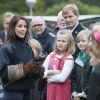 La princesse Marie participait le 4 octobre 2012 dans une école primaire de Tonder à la campagne nationale de sensibilisation et de prévention sur le feu organisée par la Beredskabsstyrelsen (ou DEMA), l'Agence danoise de gestion des urgences, dont elle est diplômée depuis 2011.