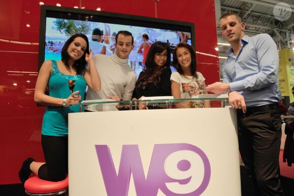 Les Ch'tis débarquent à Mykonos au Salon de l'automobile le 4 octobre 2012.