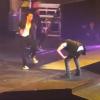 Le chanteur Justin Bieber vomit sur scène lors d'un concert à Glendale, le 29 septembre 2012.