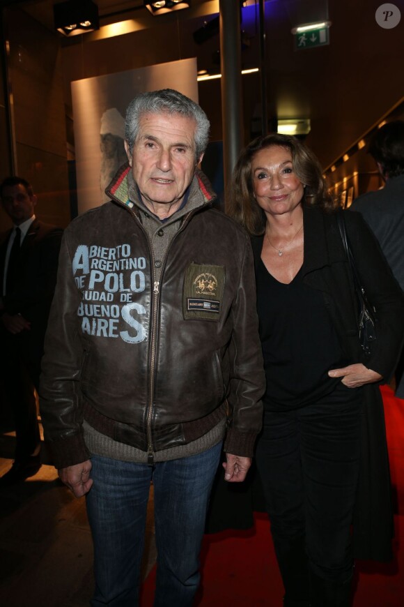 Claude Lelouch et sa soeur Martine au vernissage de l'exposition D'un pôle à l'autre à Paris, le 1er octobre 2012.