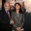 Alain Terzian et Anne Marcassus au vernissage de l'exposition D'un pôle à l'autre à Paris, le 1er octobre 2012.