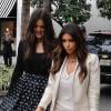 Kim et Khloé Kardashian arrivent au Bal Harbour Shops où elles réalisent une séance photo pour leur ligne de vêtements, Kardashian Kollection. Bal Harbour, le 10 octobre 2012.