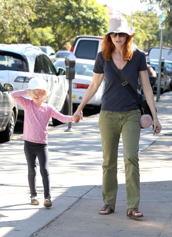 Marcia Cross et sa fille Eden font du shopping à Pacific Palisades, le 14 octobre 2012