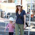 Marcia Cross et sa fille Eden font du shopping à Pacific Palisades, le 14 octobre 2012