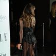 Lea Michele pose de dos à la 19ème soirée annuelle ELLE Woman à Hollywood le 15 octobre 2012.