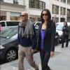 Bruce Willis et sa femme Emma Heming-Willis en balade en amoureux à Paris le 16 octobre 2012