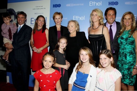 Le clan Kennedy était réuni autour d'Ethel Kennedy, veuve de RFK âgée de 84 ans, pour la présentation du documentaire que lui consacre sa fille Rory, au siège de Time Warner à Manhattan le 15 octobre 2012.