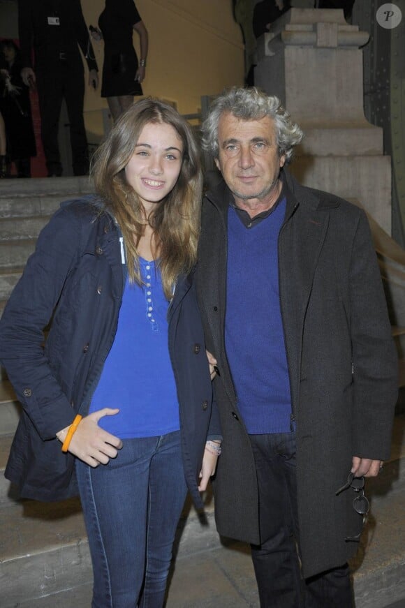 Michel Boujenah et sa fille Louise au vernissage de la FIAC au Grand Palais, le 17 octobre 2012.