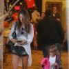Alessandra Ambrosio et son adorable fillette Anja se rendent chez Mr Bones Pumpkin Patch à Los Angeles le 23 octobre 2012