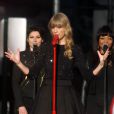 Taylor Swift chante au  Late Show With David Letterman  à New York le 23 octobre 2012.