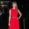 Taylor Swift avant son entrée sur le plateau du   Late Show With David Letterman   à New York le 23 octobre 2012.
