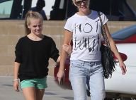 Jennie Garth, virée shopping avec ses filles mais sans son nouveau boyfriend