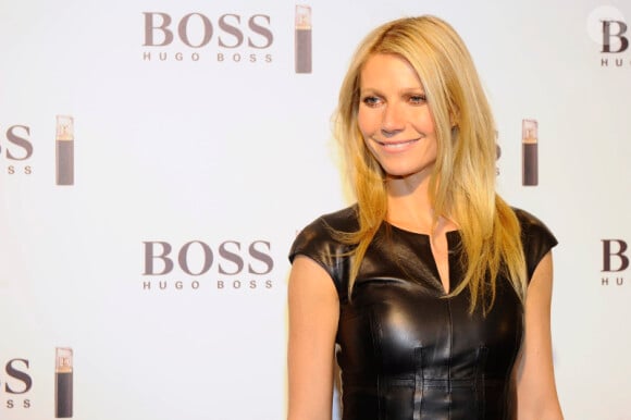 La ravissante Gwyneth Paltrow présente le nouveau parfum Hugo Boss, Boss nuit, à Madrid, le 29 octobre 2012