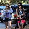 Vanessa Hudgens fait un footing avec sa soeur Stella, à Los Angeles, le lundi 29 octobre 2012.