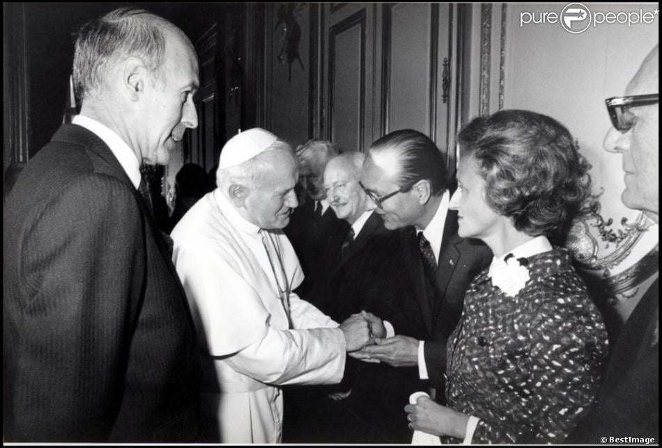 Le pape Jean-Paul II avec Jacques Chirac et Valéry Giscard d&#039;Estaing en 1980