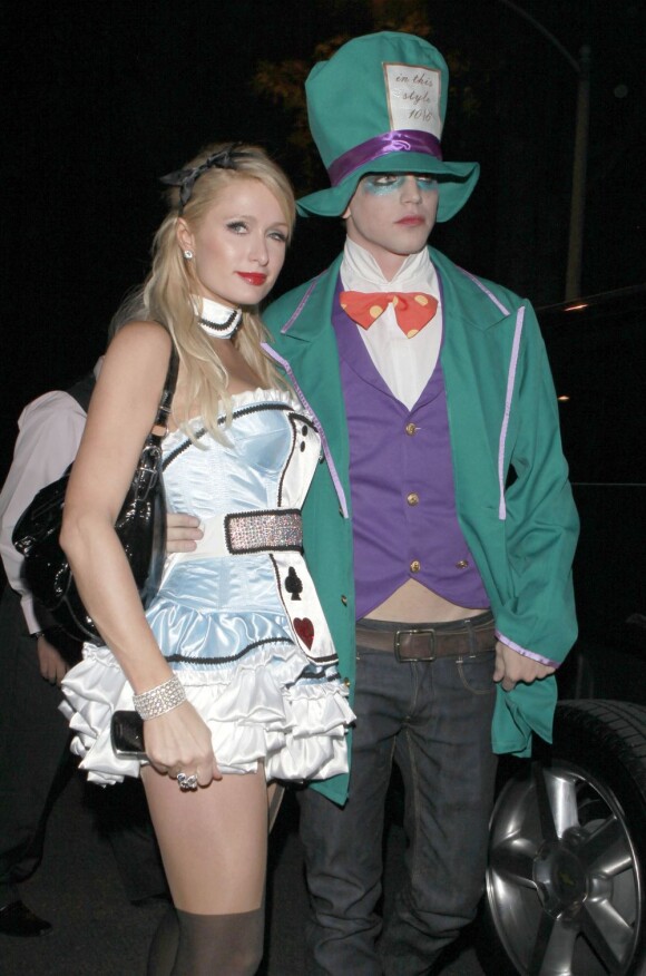 Paris Hilton et son compagnon River Viiperi, à Beverly Hills le 26 octobre 2012.