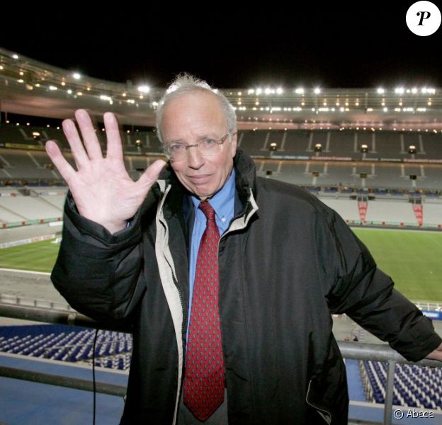 Thierry Roland Son Nom Grav Jamais Au Stade De France Un Ultime Thierry Roland Son Nom Grav Jamais Au Stade De France Un Ultime