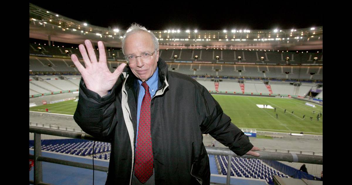 Thierry Roland Son Nom Grav Jamais Au Stade De France Un Ultime Thierry Roland Son Nom Grav Jamais Au Stade De France Un Ultime
