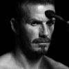 Regard noir et retouches maquillages pour David Beckham, sur la séance photo de la nouvelle campagne David Beckham Bodywear.