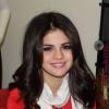 L'actrice Selena Gomez rend visite à ses fans au centre commercial Kmart de New York, le 11 novembre 2012.
