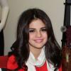 Selena Gomez rend visite à ses fans au centre commercial Kmart de New York, le 11 novembre 2012.
