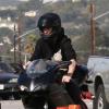 Le chanteur Justin Bieber sur sa moto Ducati le 14 novembre 2012 à Los Angeles.