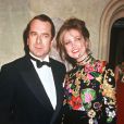 Paul-Loup Sulitzer et Delphine Jacobson à Paris, en 1992.
