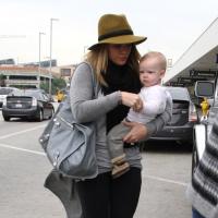 Hilary Duff, amincie et maman protectrice avec son petit Luca