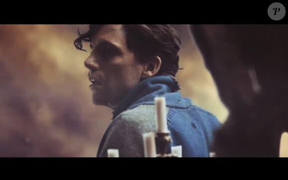 Image extraite du clip Underwater de Mika, novembre 2012.