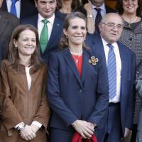 Elena d'Espagne : La princesse prône l'esprit d'entreprise en toute élégance