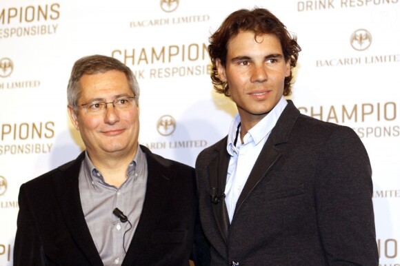 Rafael Nadal, ravi lors du lancement de la campagne Champions drink responsibly signée Bacardi, le 26 novembre 2012