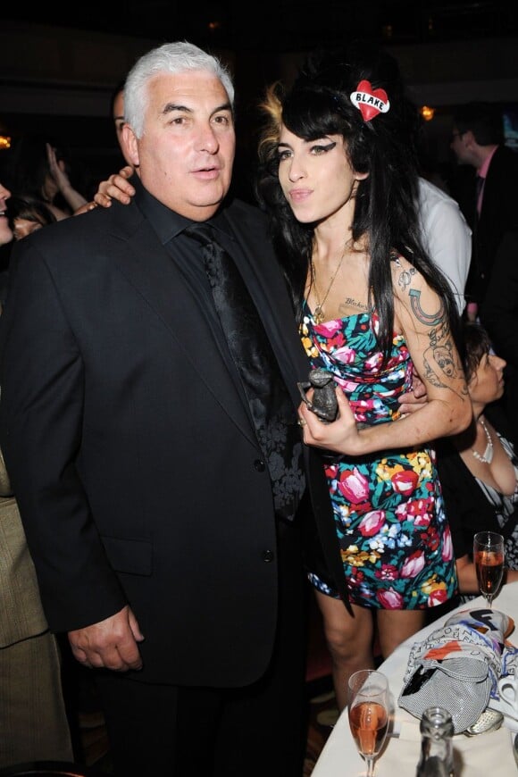 Amy Winehouse et son père Mitch à Londres, le 22 mai 2008.