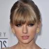 Taylor Swift, dont l'album RED s'est vendu à plus d'un million d'exemplaires dès sa première sortie, a empoché 57 millions de dollars entre mai 2011 et 2012. Cérémonie des American Music Awards à Los Angeles, le 18 novembre 2012.