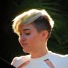 Miley Cyrus le 12 novembre 2012 à Los Angeles.