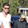 Miley Cyrus et son fiancé Liam Hemsworth à Los Angeles, le 11 novembre 2012.