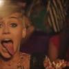 Miley Cyrus dans le clip Decisions de Bogore - novembre 2012.