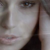 Cheryl Cole sensuelle avec les Girls Aloud pour Beautiful Cause You Love Me