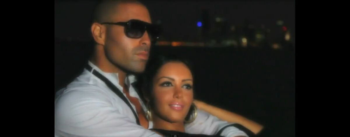 Photo : Nabilla et Sofiane fous d'amour dans le clip de Dingue de toi